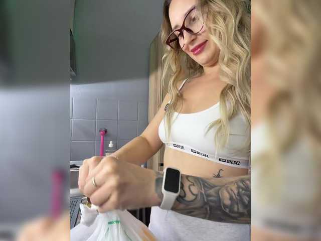 miss-fetish online