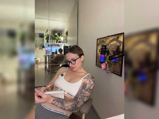 Miss-Fetish live cam