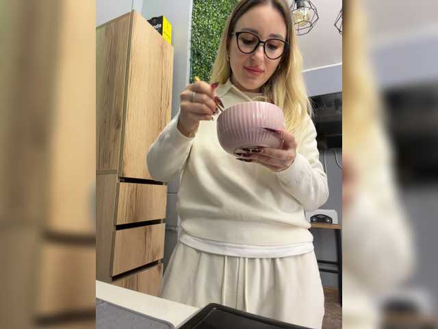 Miss-Fetish, en vivo ahora en BongaCams