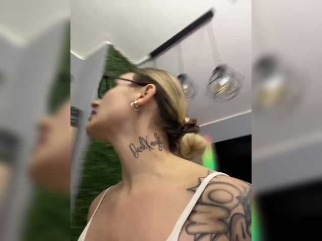 Miss-Fetish live cam