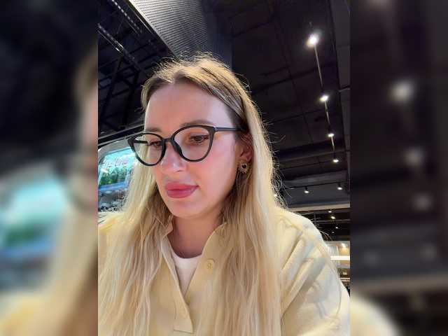 Miss-Fetish live cam on BongaCams