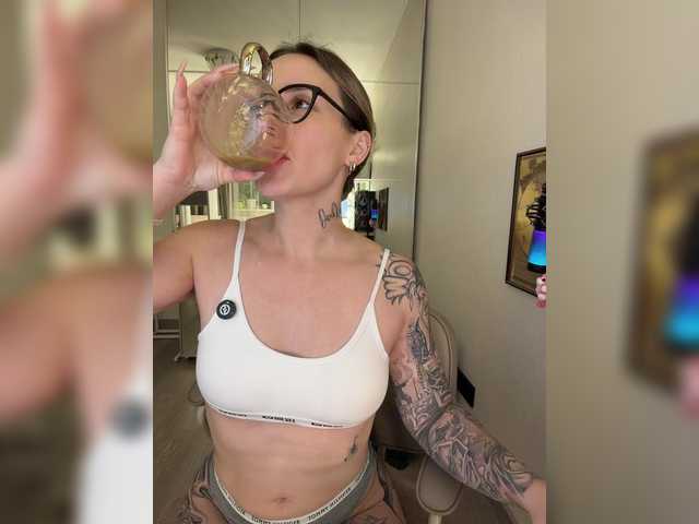 Miss-Fetish live cam