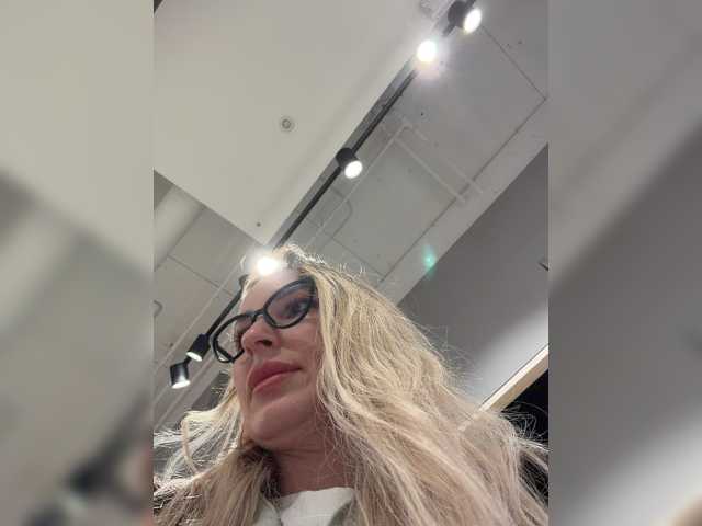 Miss-Fetish live cam on BongaCams