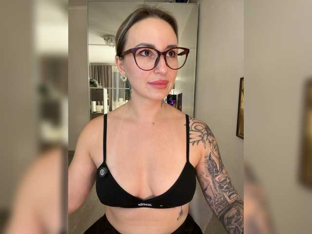 Miss-Fetish live cam on BongaCams