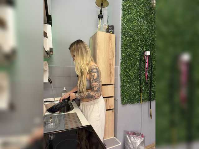Miss-Fetish live cam on BongaCams