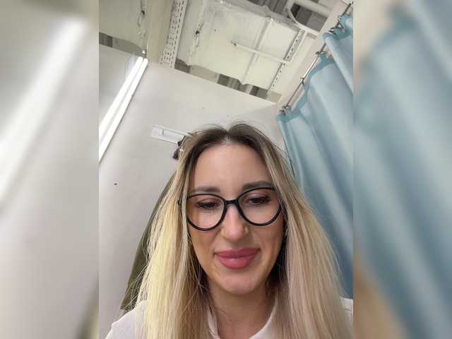 Miss-Fetish live cam on BongaCams