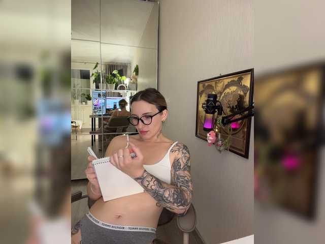 Miss-Fetish live cam