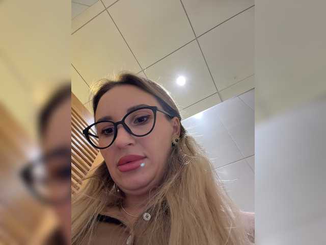 Miss-Fetish live cam on BongaCams