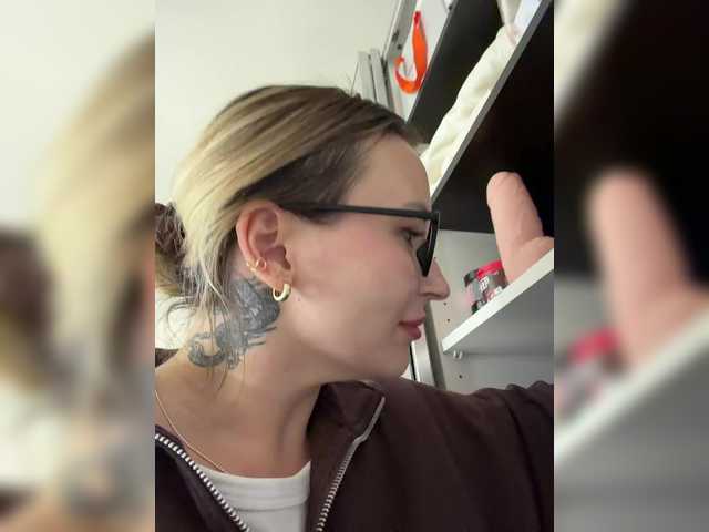 Miss-Fetish live cam on BongaCams