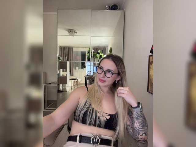 Miss-Fetish live cam on BongaCams