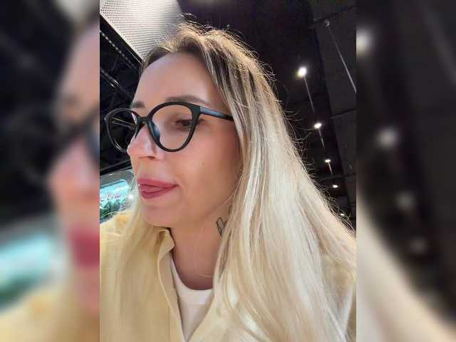 Miss-Fetish live cam on BongaCams
