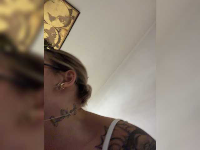 Miss-Fetish live cam on BongaCams