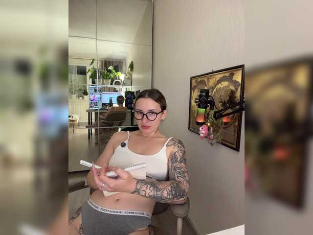 Miss-Fetish live cam