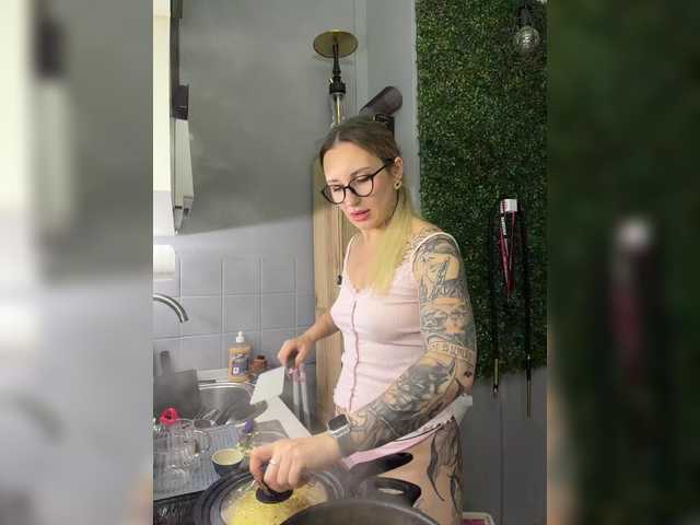 Miss-Fetish live cam on BongaCams