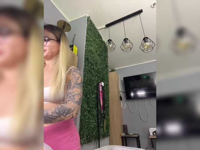 Miss-Fetish live cam on BongaCams