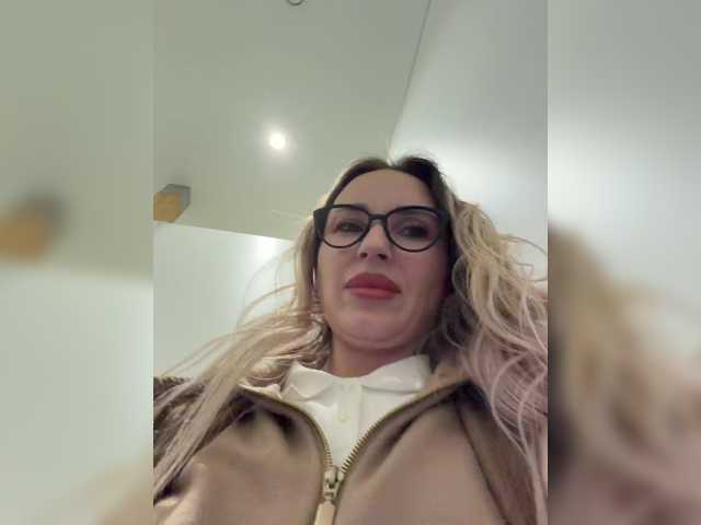 Miss-Fetish live cam on BongaCams