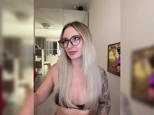 Miss-Fetish live cam on BongaCams