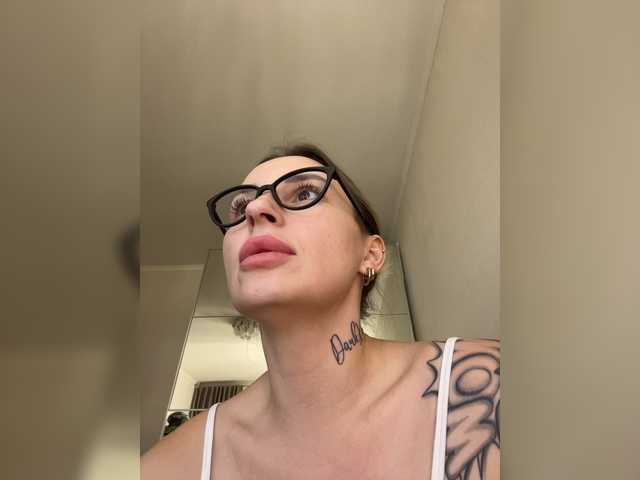 Miss-Fetish live cam