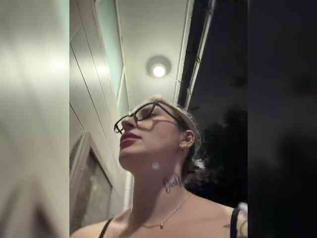 FetishTeacher webcam