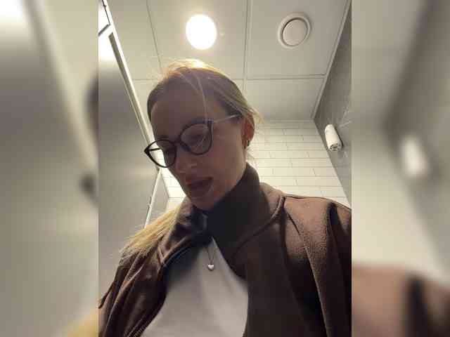 FetishTeacher webcam