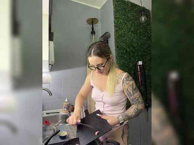 FetishTeacher webcam