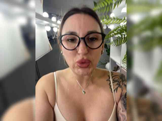 FetishTeacher webcam