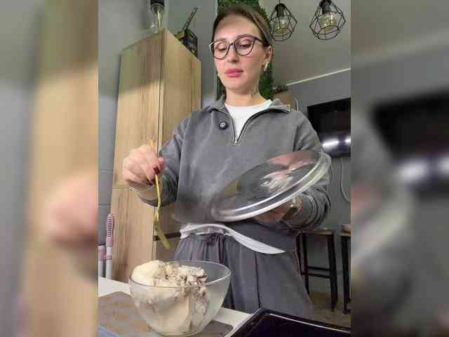 FetishTeacher webcam