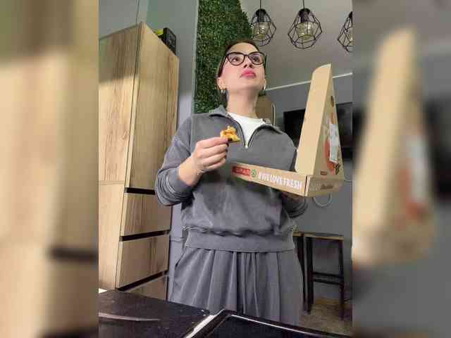 FetishTeacher webcam