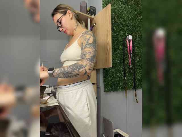 Miss-Fetish Sex Cam Show