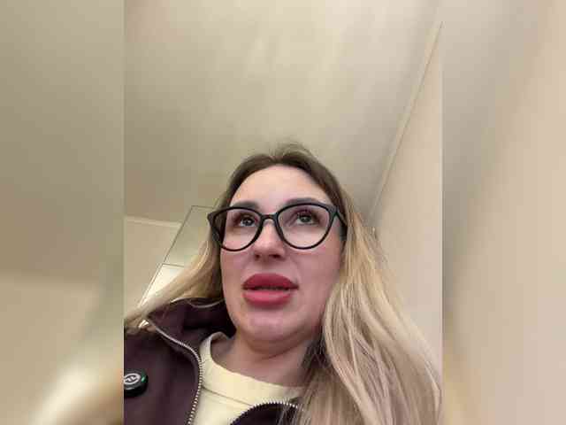 public voyeur cam Miss-Fetish