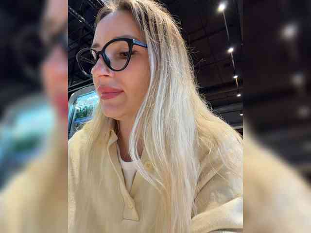 Miss-Fetish Live Webcam on BongaCams