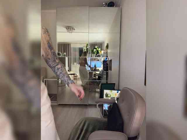 FetishTeacher webcam