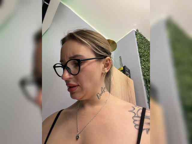 FetishTeacher webcam