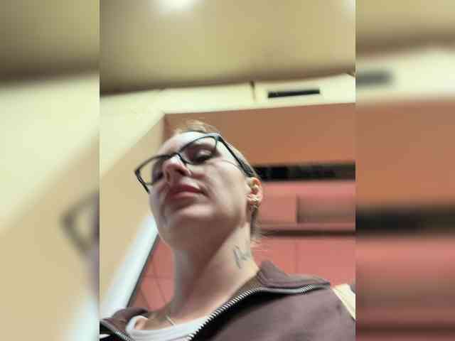 FetishTeacher webcam