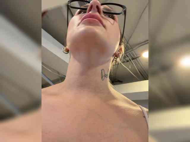 FetishTeacher webcam