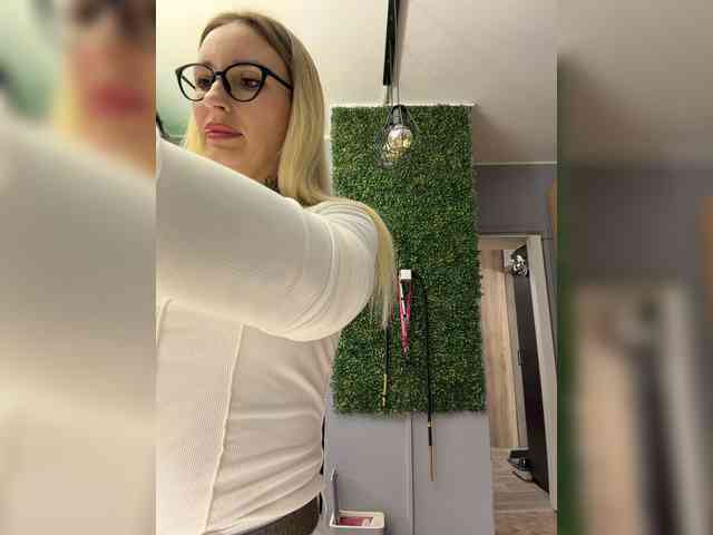 FetishTeacher webcam