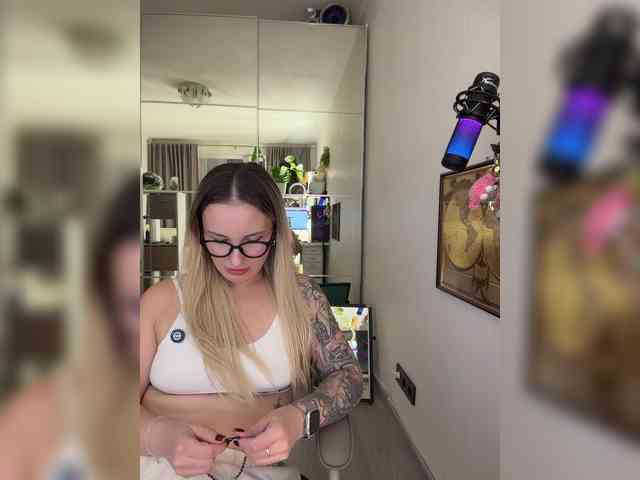 FetishTeacher webcam