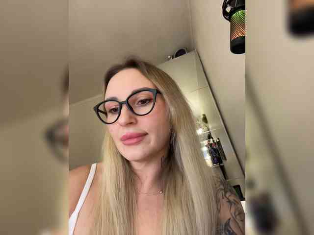 FetishTeacher webcam