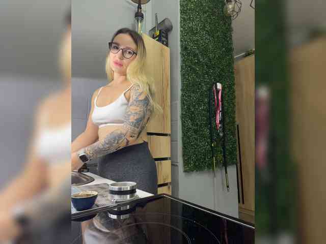 FetishTeacher webcam