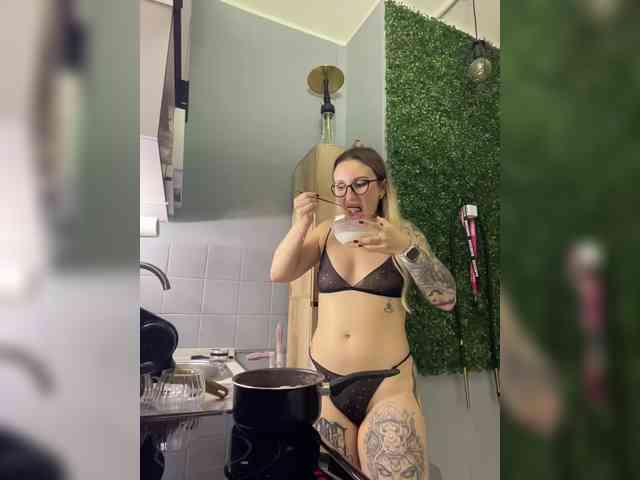 Miss-Fetish Sex Cam Show