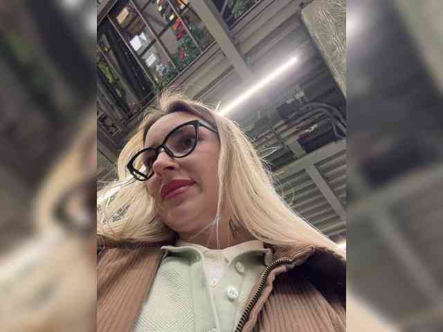 FetishTeacher webcam