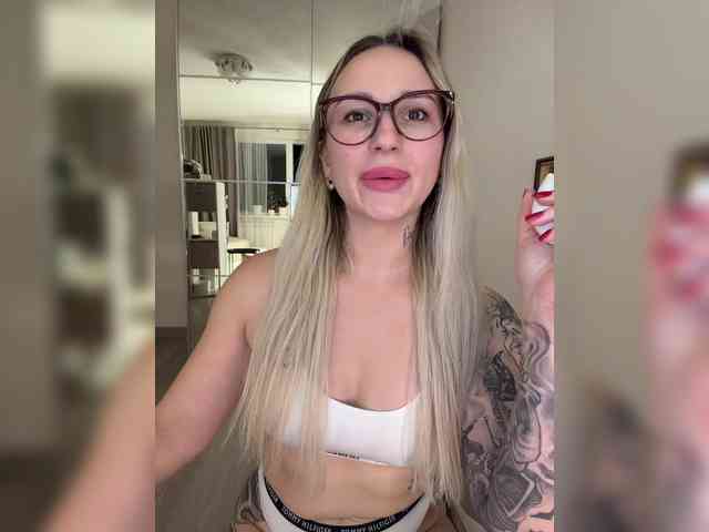 Miss-Fetish Miss-Fetish