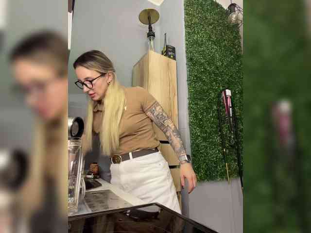 FetishTeacher webcam