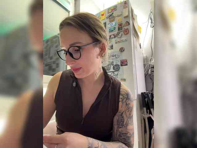 Fetishteacher's cam show statistics and live stream