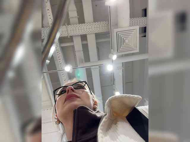 FetishTeacher webcam