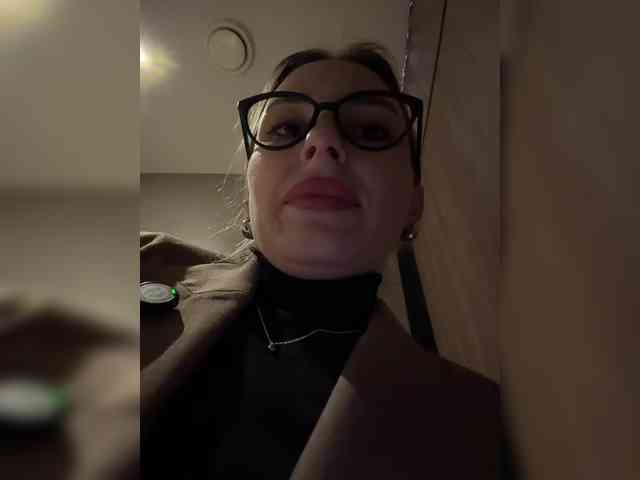 Модель: FetishTeacher