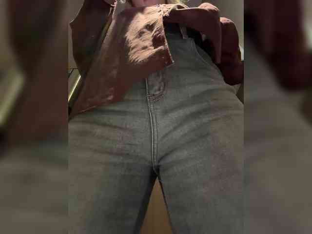 FetishTeacher webcam