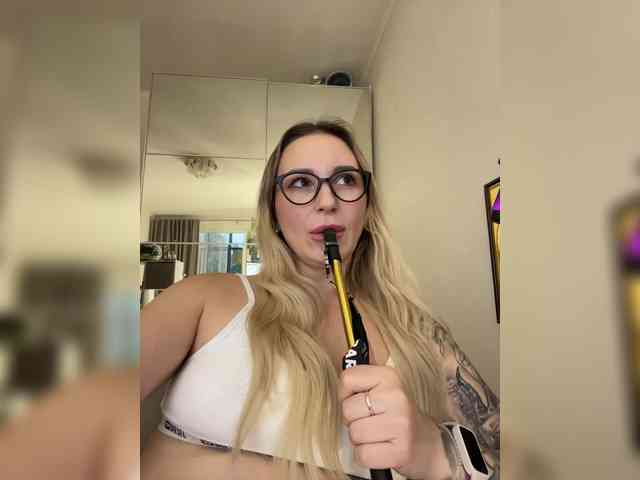 Miss-Fetish Sex Cam Show