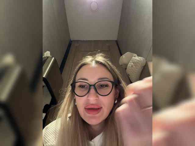 public voyeur cam Miss-Fetish