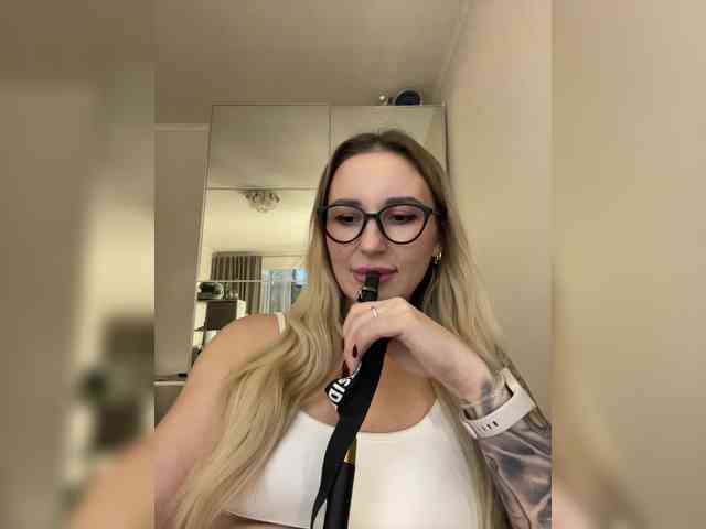 Miss-Fetish Sex Cam Show